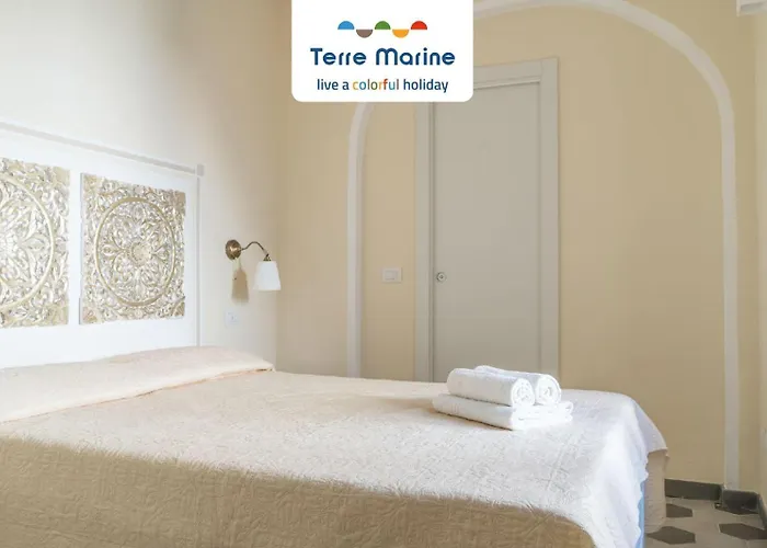 Ochin De Ma, Terre Marine